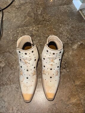 Myra Bag White Leather Star-Cut Ankle Booties with Tan Toe Accent
